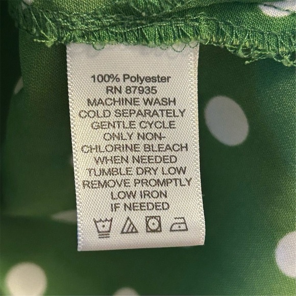 Susan Graver Women's M Green Polka Dot Button Down Blouse 3/4 Sleeve - Picture 7 of 11